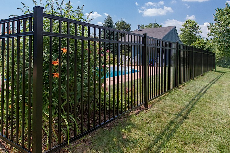 pool fence aluminum